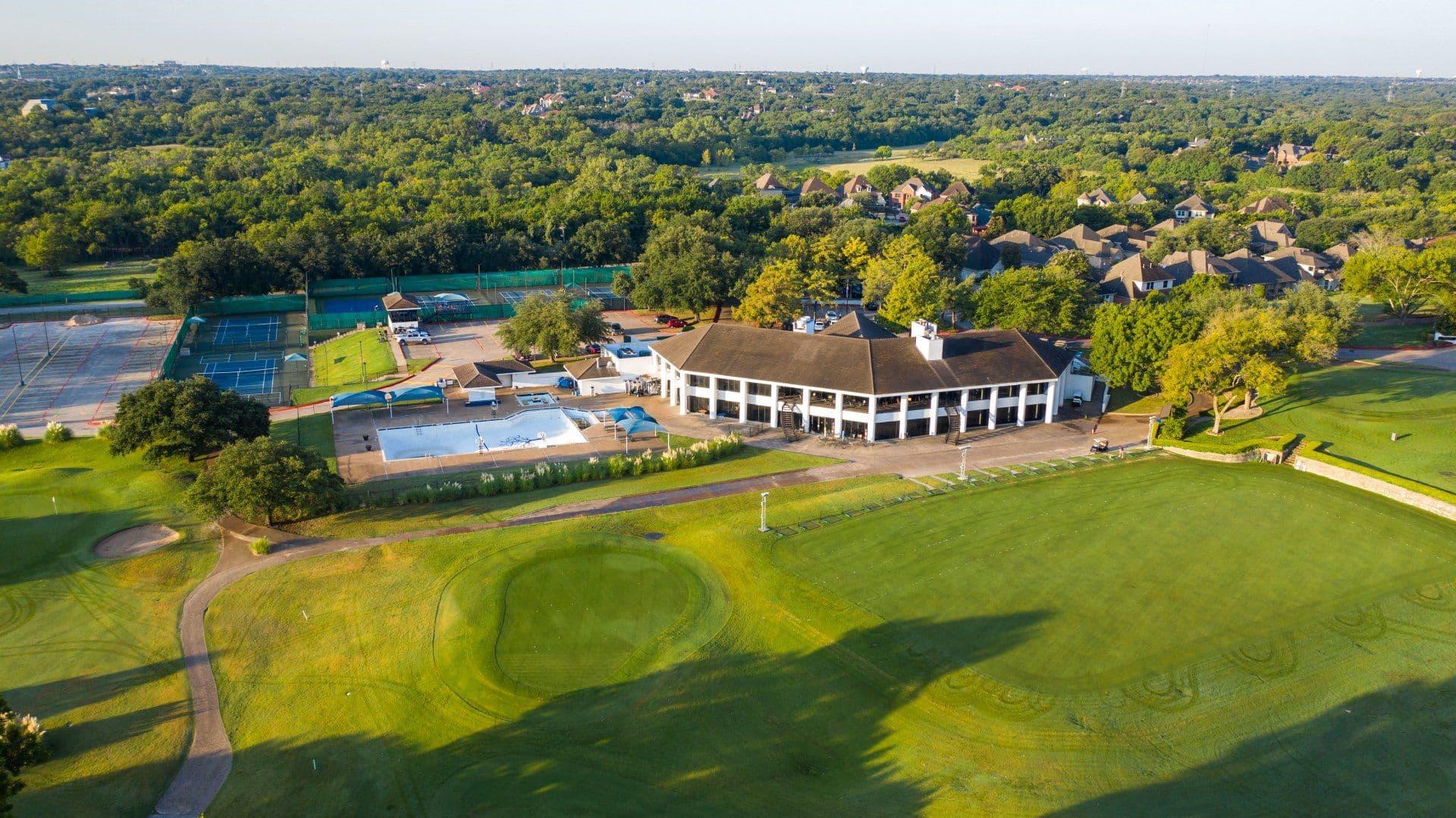 Thorntree Country Club