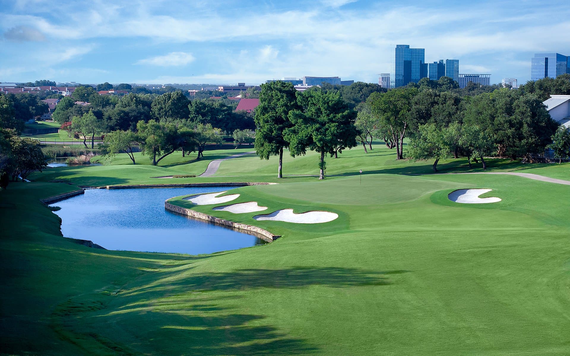 Las Colinas Country Club